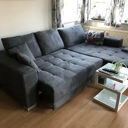 Apartment Ruhige Mit Balkon
